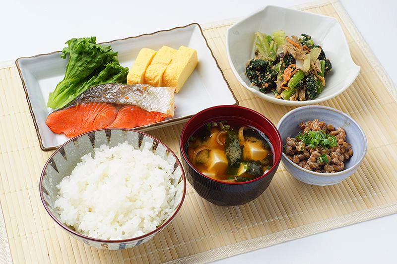 Bữa cơm hàng ngày của người Nhật