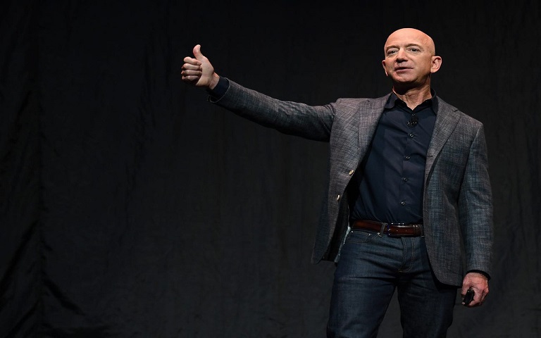 Jeff Bezos là người đàn ông có vai trò quan trọng trong việc phát triển nền thương mại điện tử trên toàn cầu